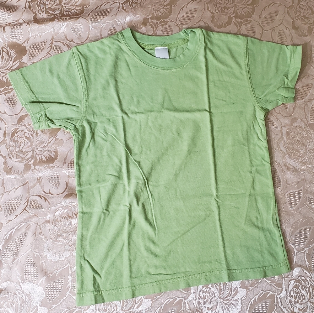 NWOT Clementine Boy's Tee, size Small